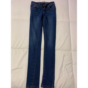 Skinny denim jeans